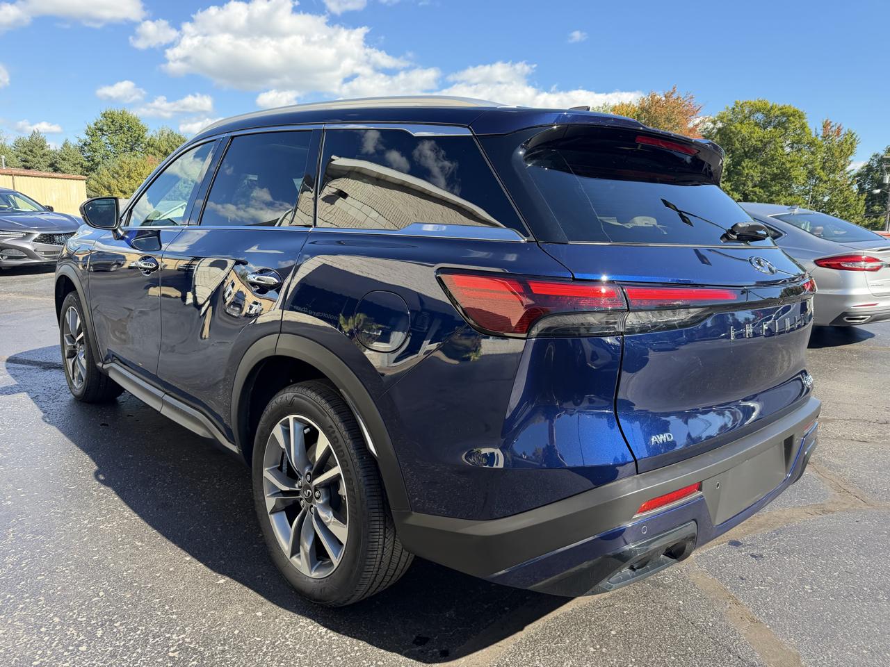 Infiniti QX60 LUXE AWD 2024