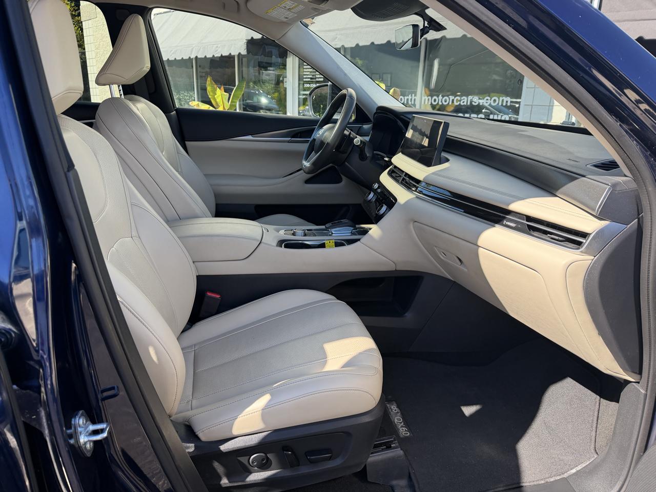Infiniti QX60 LUXE AWD 2024