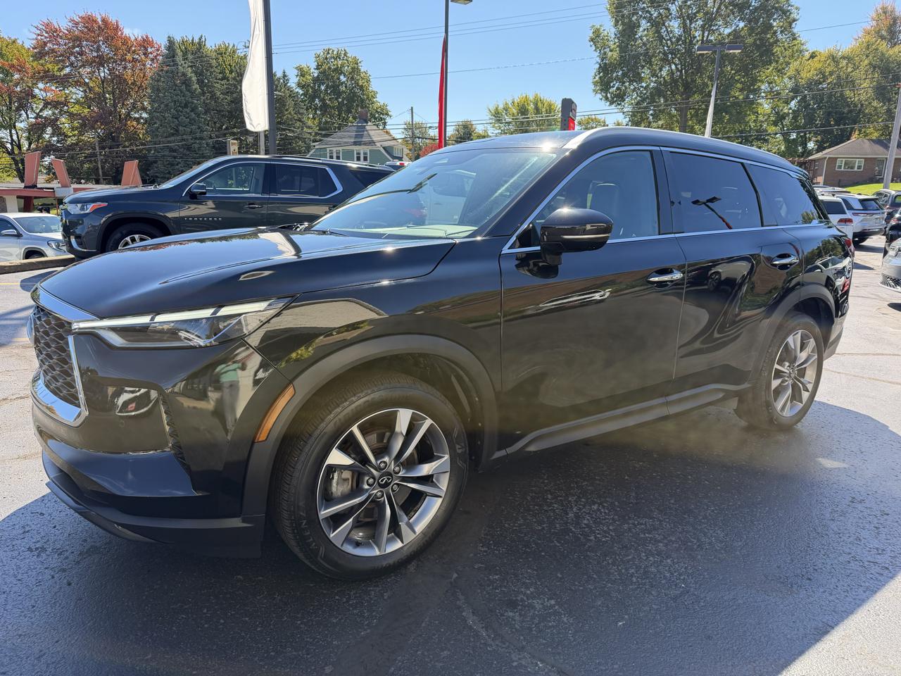 Infiniti QX60 LUXE AWD 2024