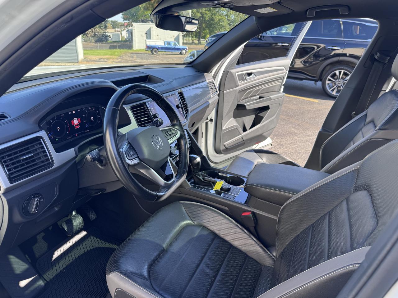 Volkswagen Atlas Cross Sport 3.6L V6 SEL Premium 4MOTION 2020