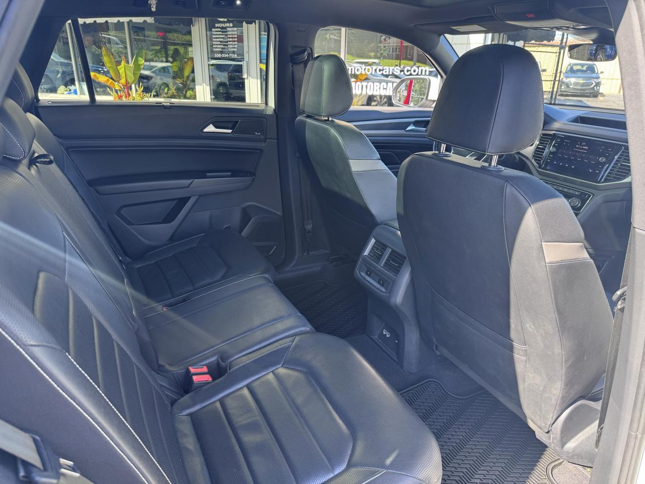 Volkswagen Atlas Cross Sport 3.6L V6 SEL Premium 4MOTION 2020