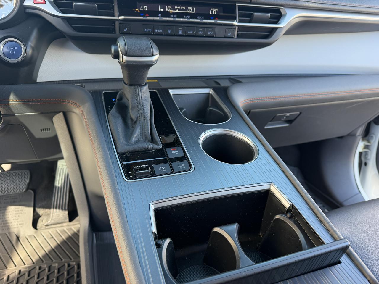 Toyota Sienna Platinum AWD 7-Passenger (Natl) 2024