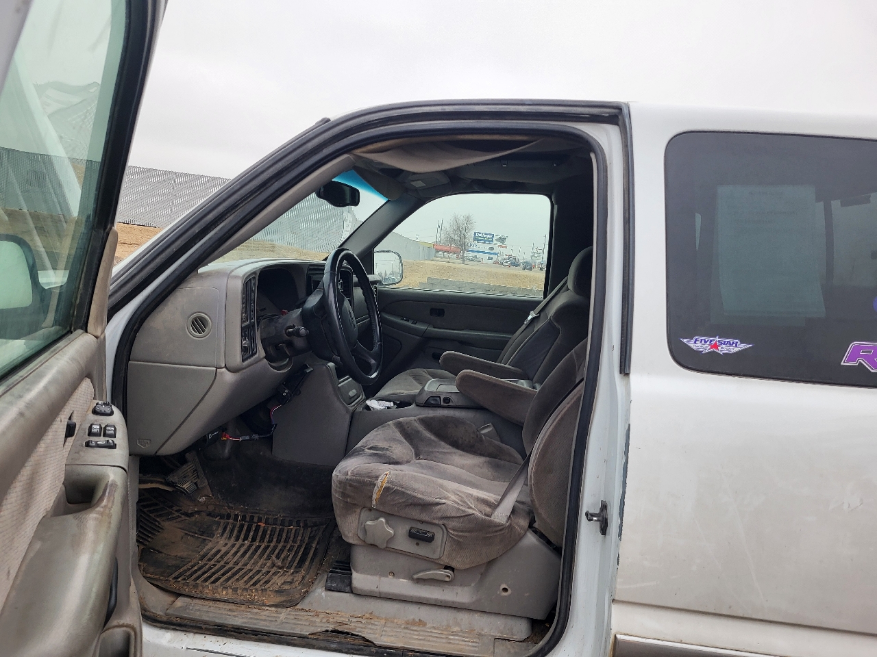 GMC Sierra 1500 SLE Ext. Cab 4-Door Long Bed 4WD 2000