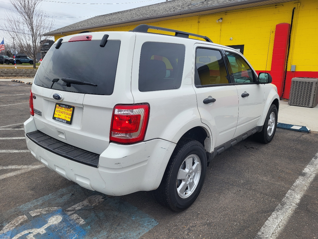 Ford Escape XLT FWD 2011