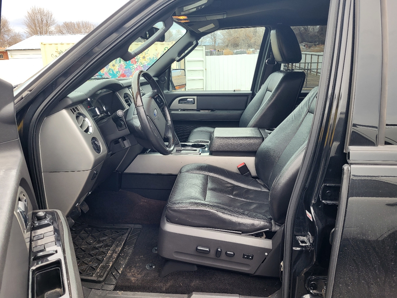 Ford Expedition EL Limited 4WD 2013