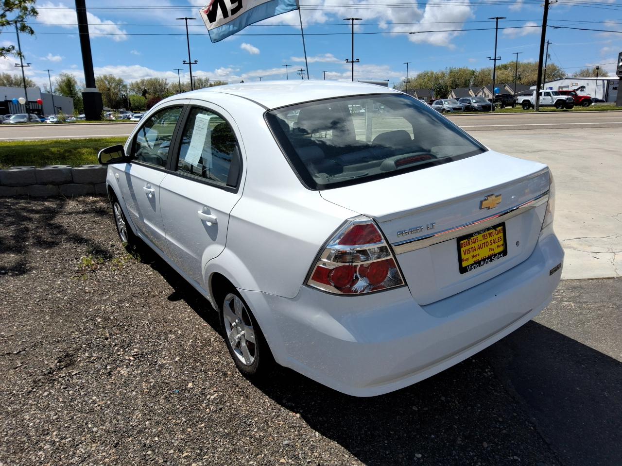 Chevrolet Aveo LS 4-Door 2011