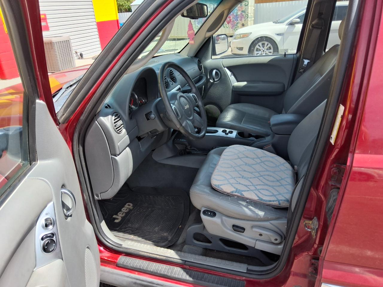 Jeep Liberty Limited 4WD 2006
