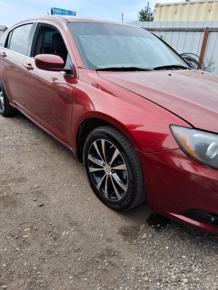 Chrysler 200 Touring 2014