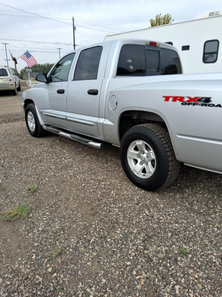 Dodge Dakota Laramie Quad Cab 4WD 2007