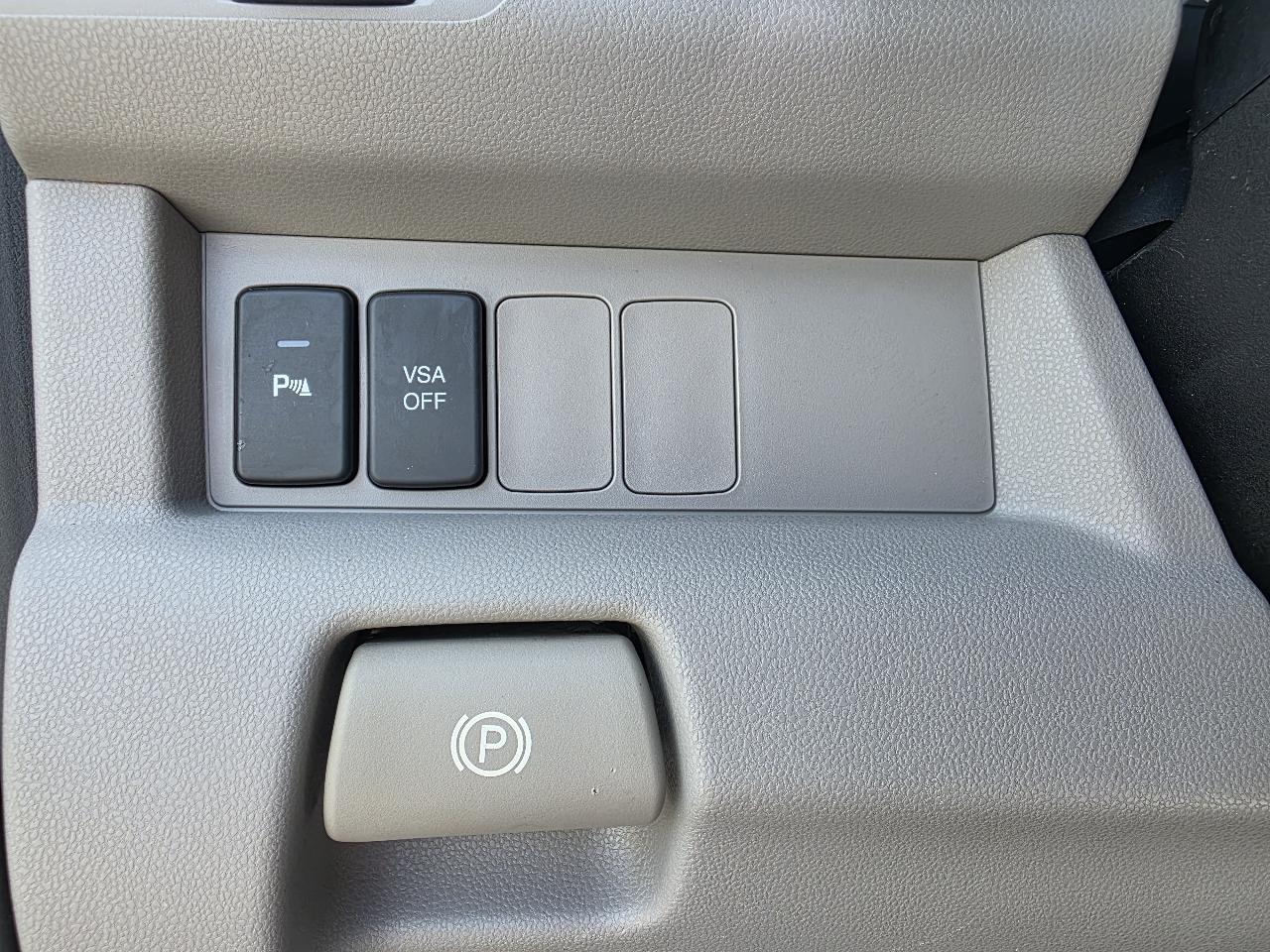 Honda Pilot Touring 2WD 5-Spd AT 2010