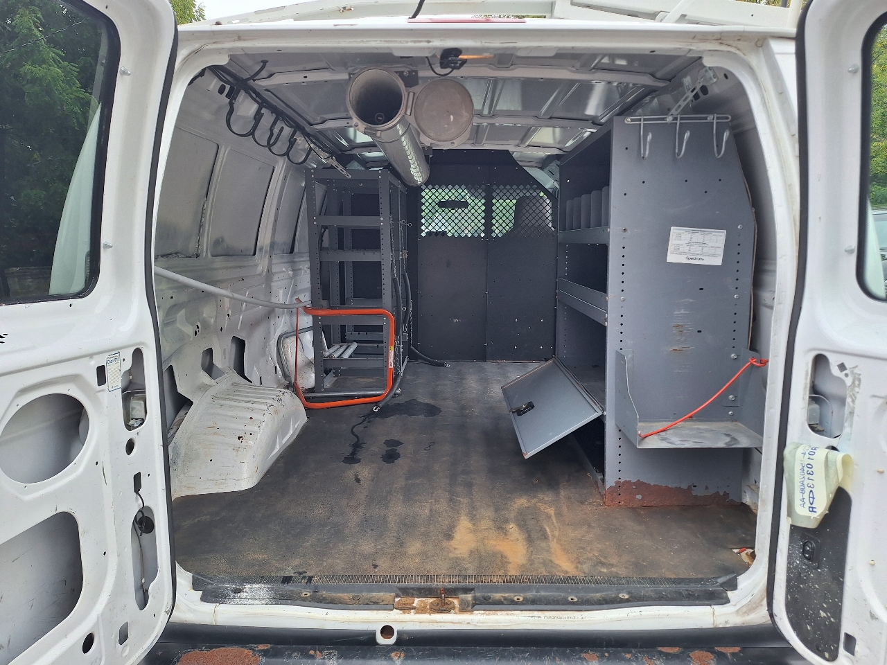 2013 Ford E-150 photo 5