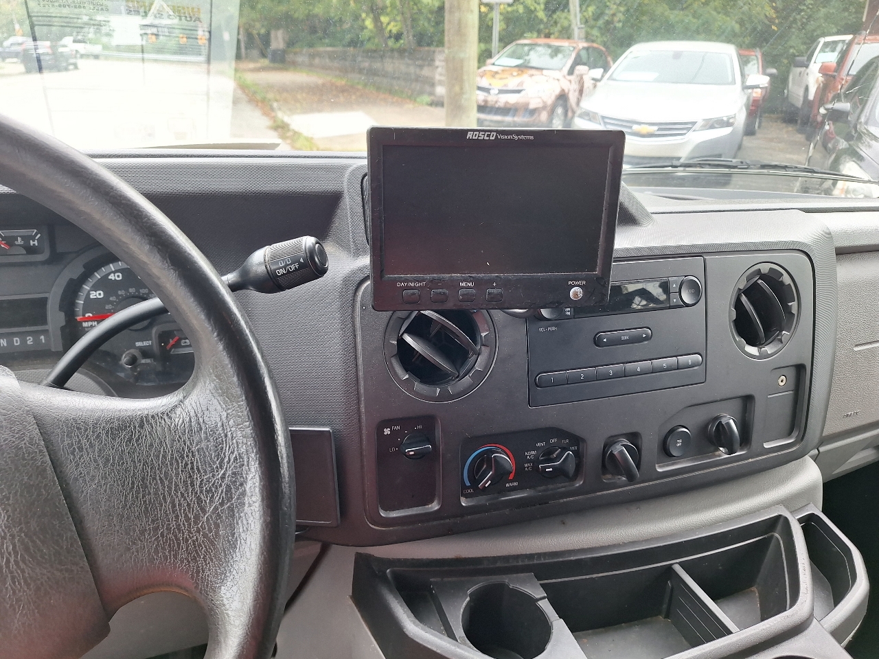 2013 Ford E-150 photo 10