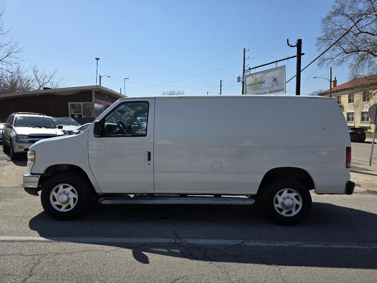 Ford E250 Vans Econoline Cargo Van 2013