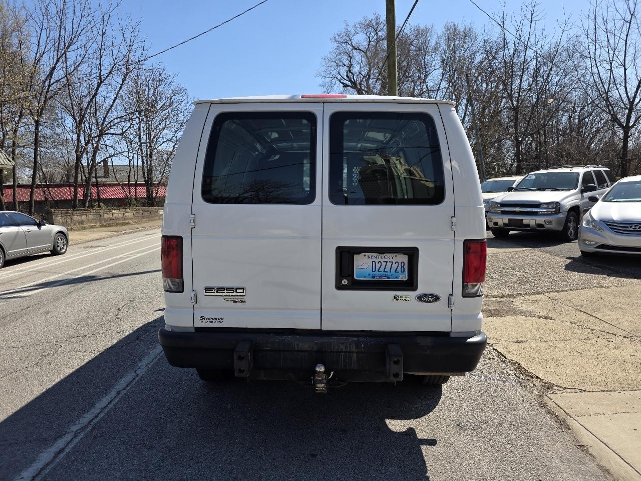 Ford E250 Vans Econoline Cargo Van 2013