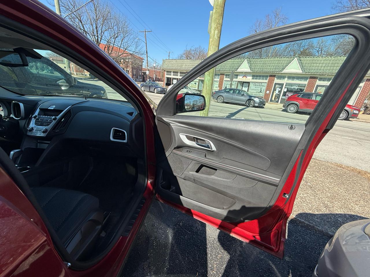 Chevrolet Equinox 1LT 2WD 2011