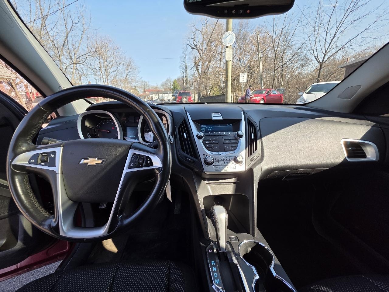 Chevrolet Equinox 1LT 2WD 2011