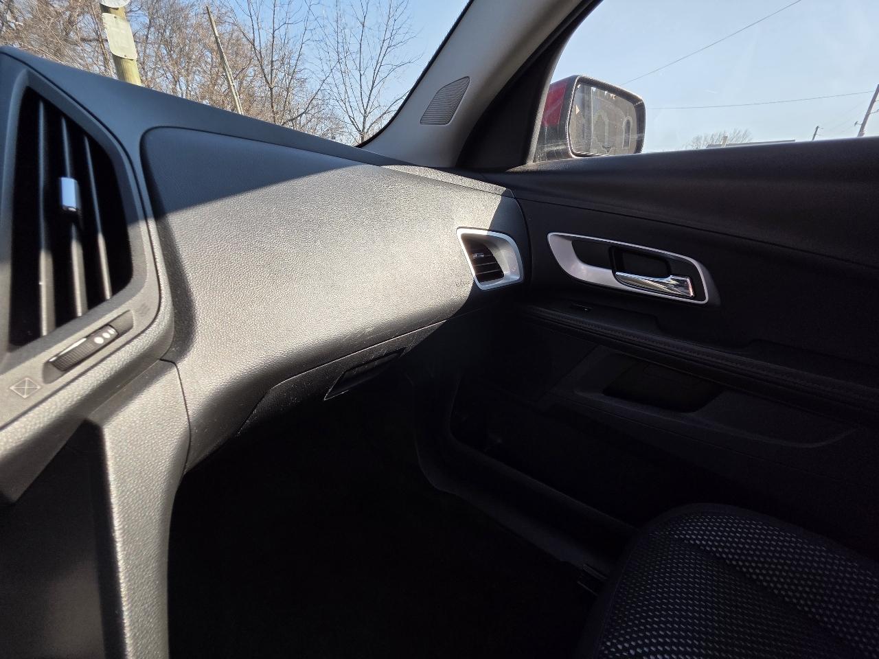 Chevrolet Equinox 1LT 2WD 2011