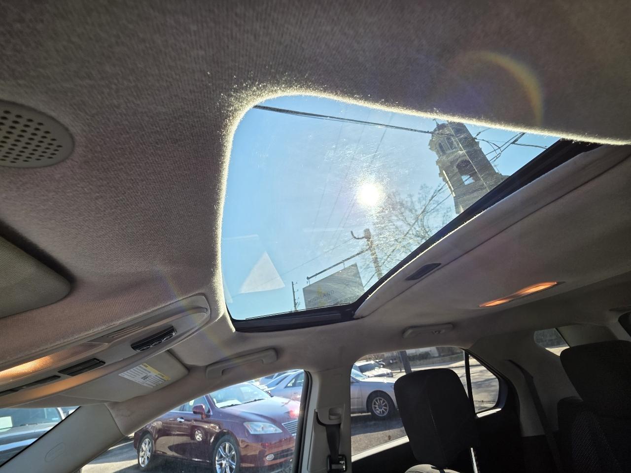 Chevrolet Equinox 1LT 2WD 2011