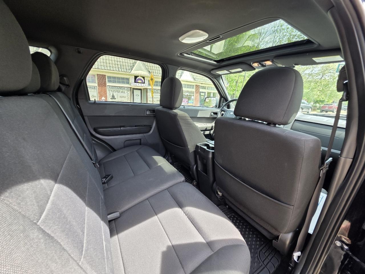 Ford Escape XLT 4WD 2012