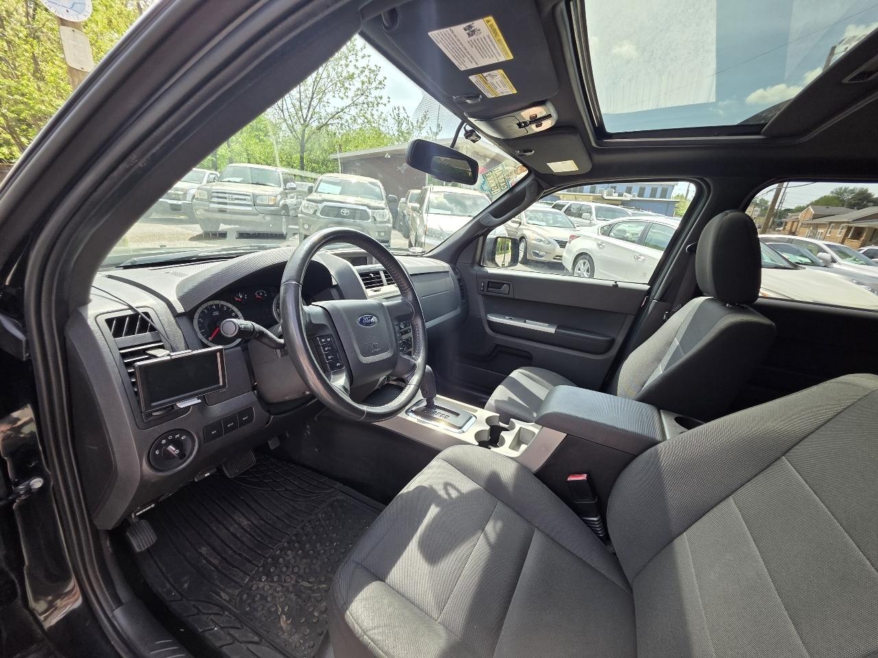 Ford Escape XLT 4WD 2012