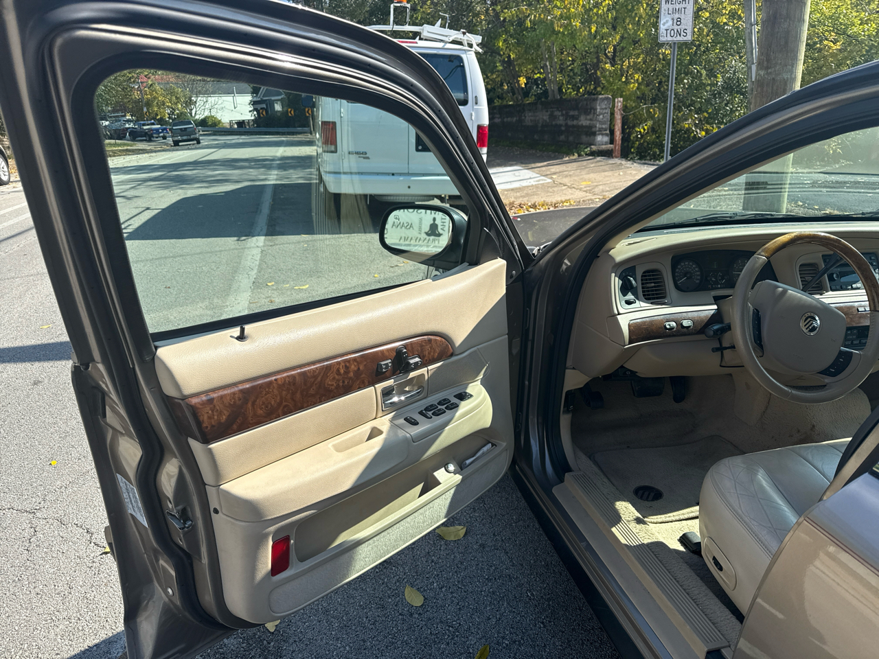 Mercury Grand Marquis LS Premium 2006 Mercury Grand Marquis LS Premium 2006