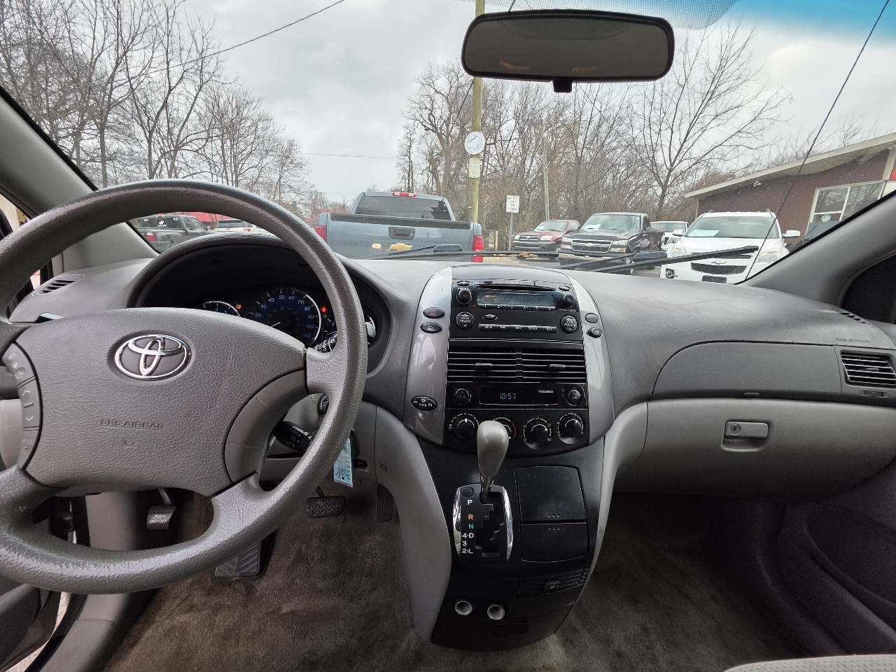 Toyota Sienna LE FWD 8-Passenger Seating 2008