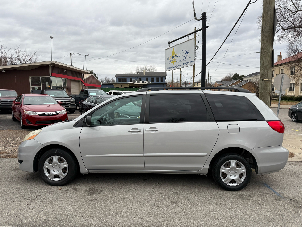 Toyota Sienna LE FWD 8-Passenger Seating 2008