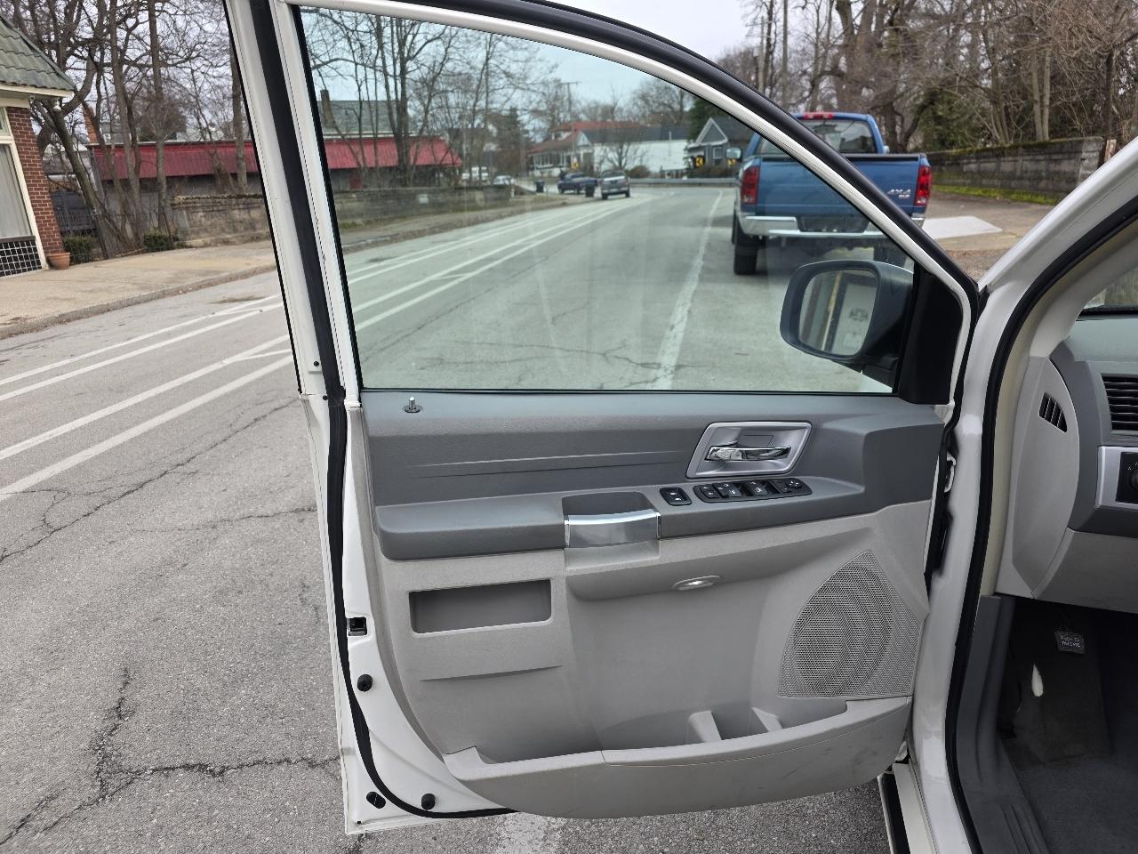 Chrysler Town & Country Touring 2008