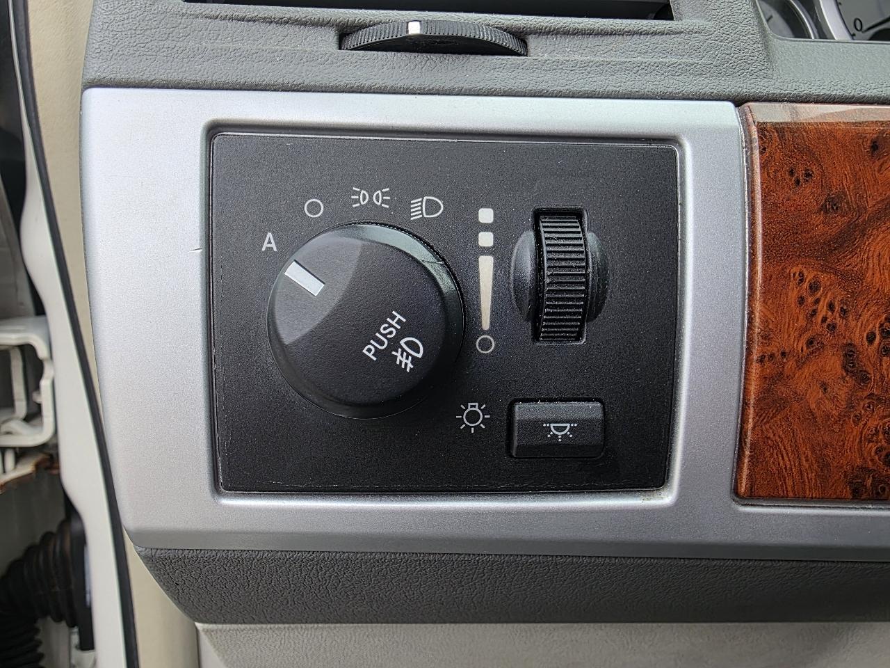 Chrysler Town & Country Touring 2008