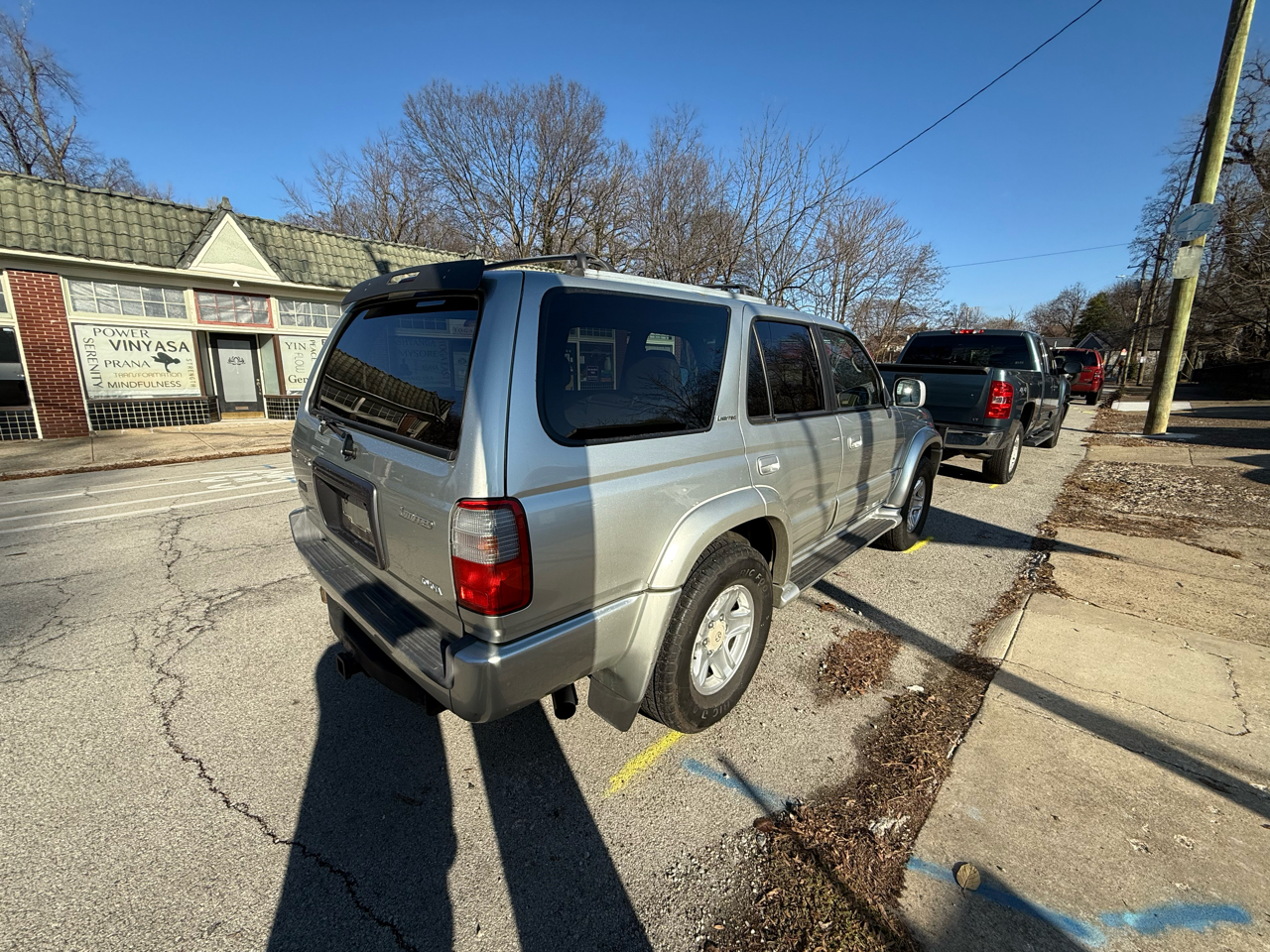 Toyota 4Runner Limited 2WD 2000