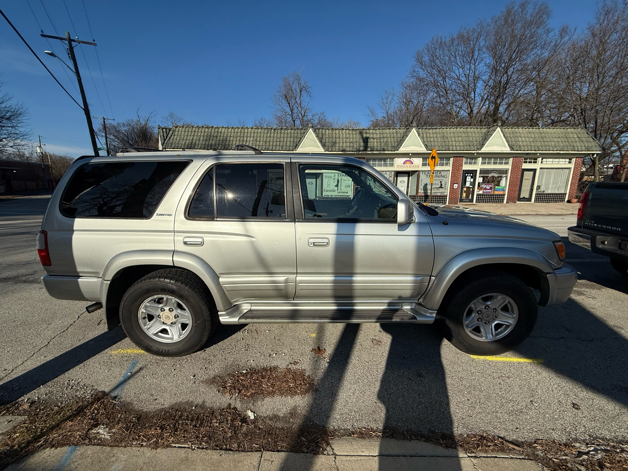Toyota 4Runner Limited 2WD 2000