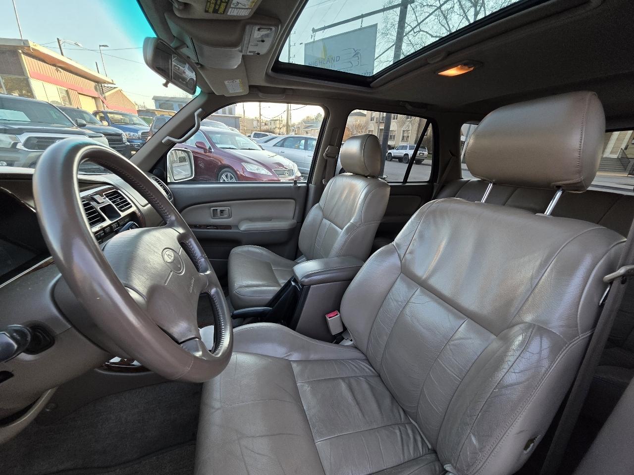 Toyota 4Runner Limited 2WD 2000