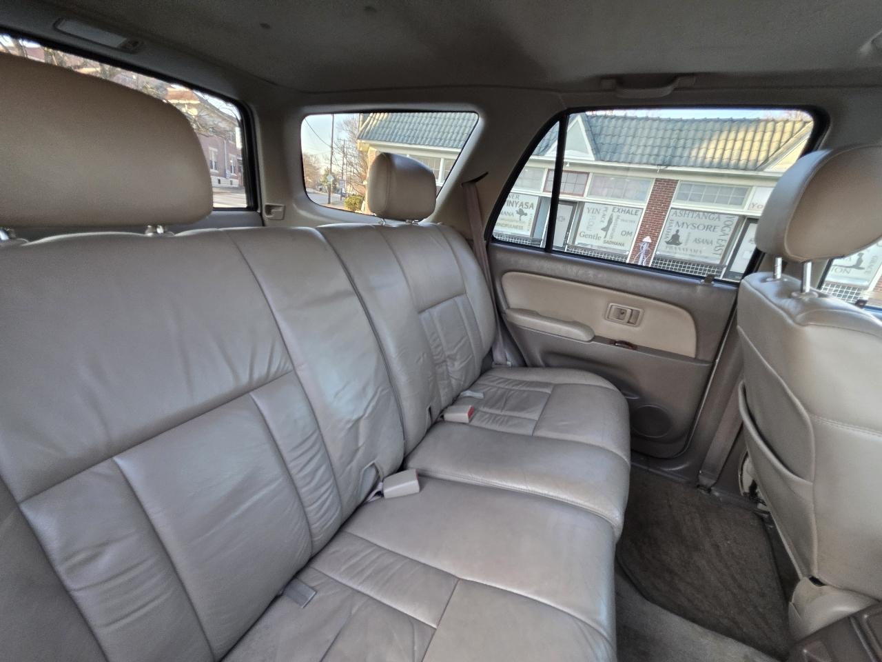 Toyota 4Runner Limited 2WD 2000