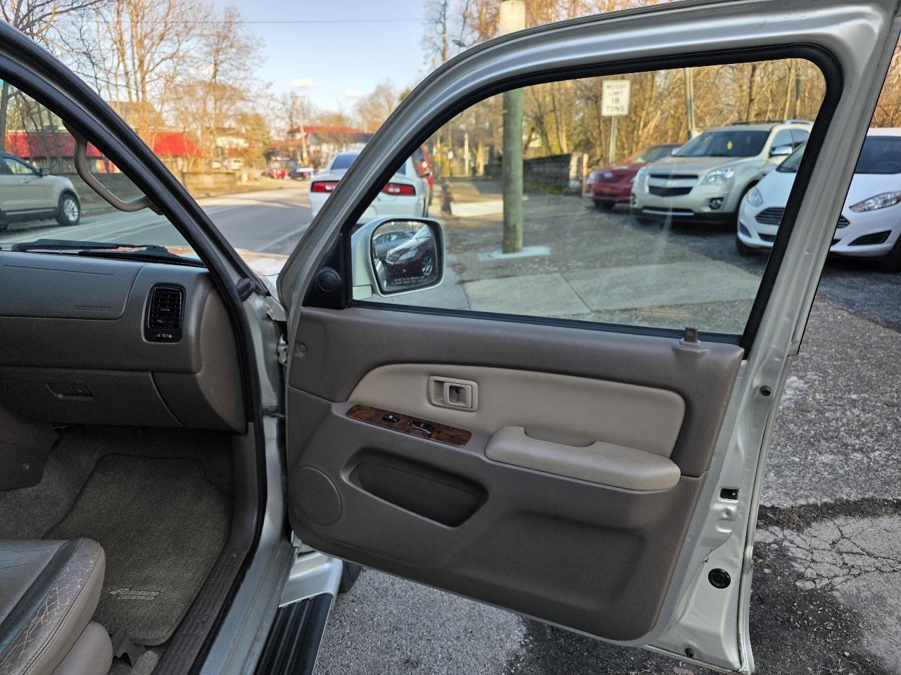 Toyota 4Runner Limited 2WD 2000