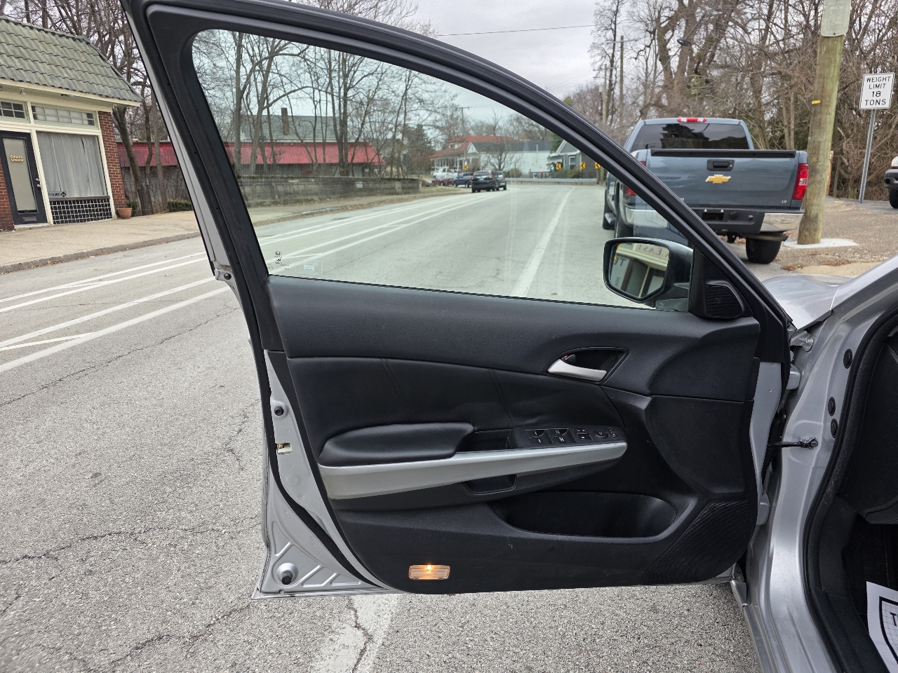 Honda Accord EX-L V-6 Sedan AT 2009