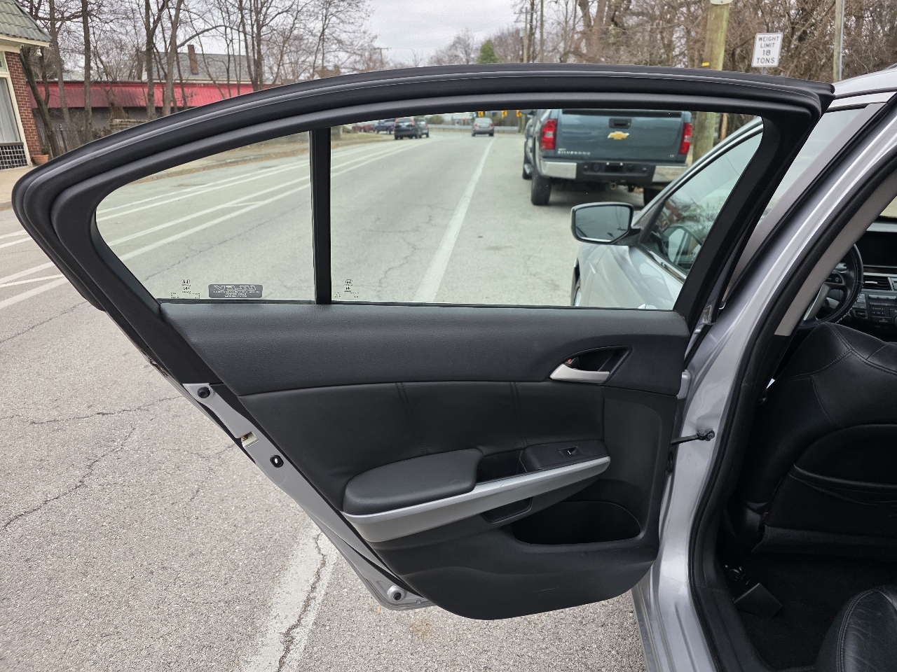 Honda Accord EX-L V-6 Sedan AT 2009