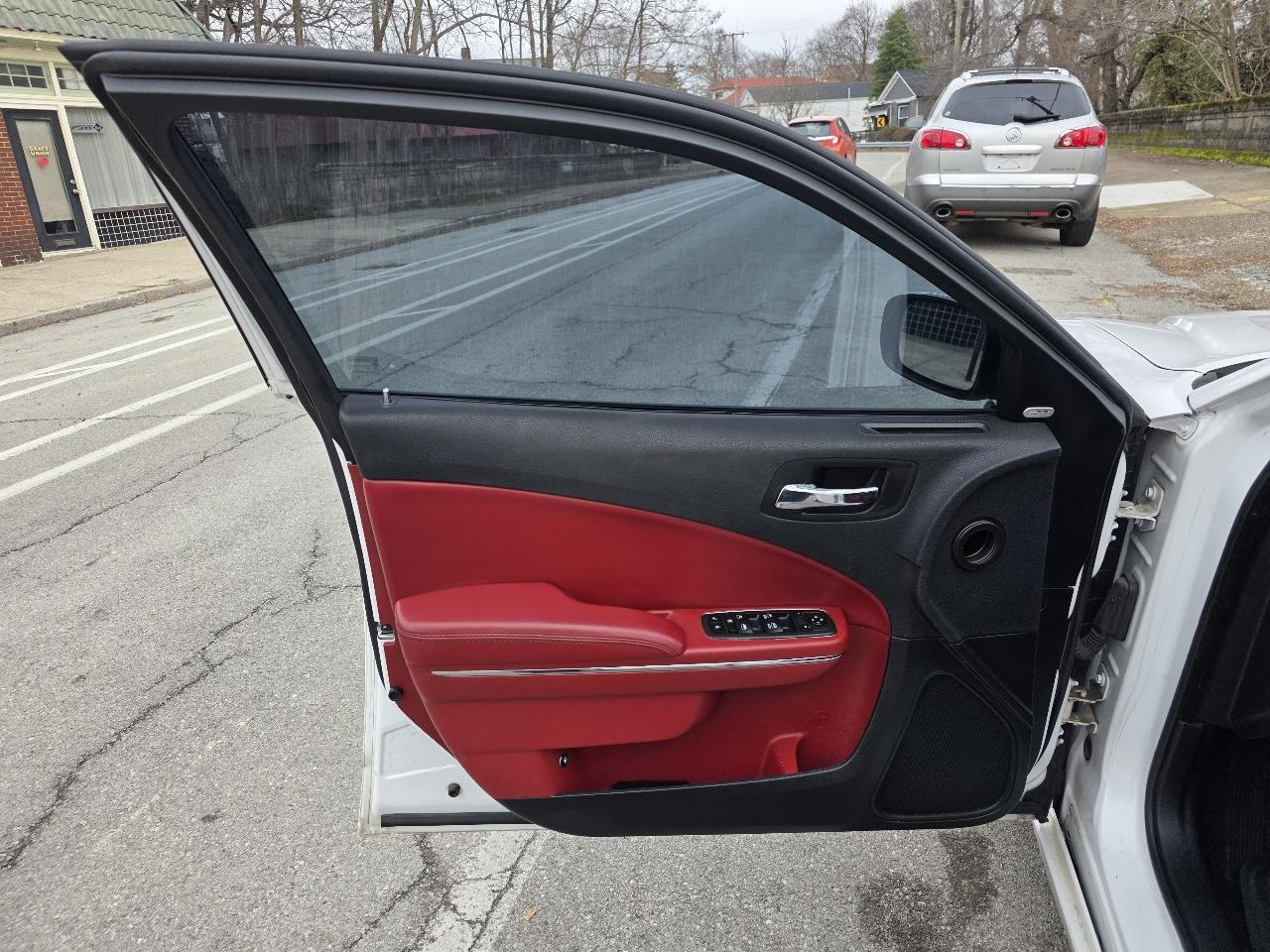 Dodge Charger SXT AWD 2013