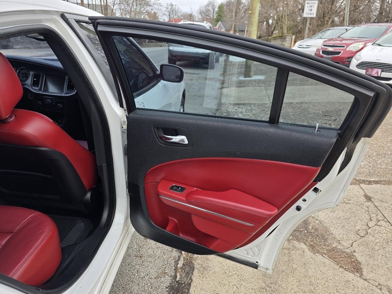 Dodge Charger SXT AWD 2013