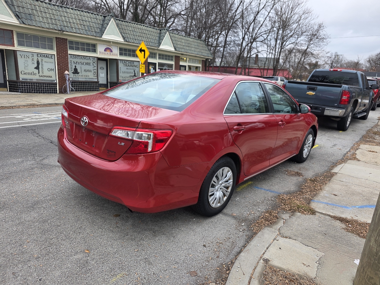 Toyota Camry L 2012