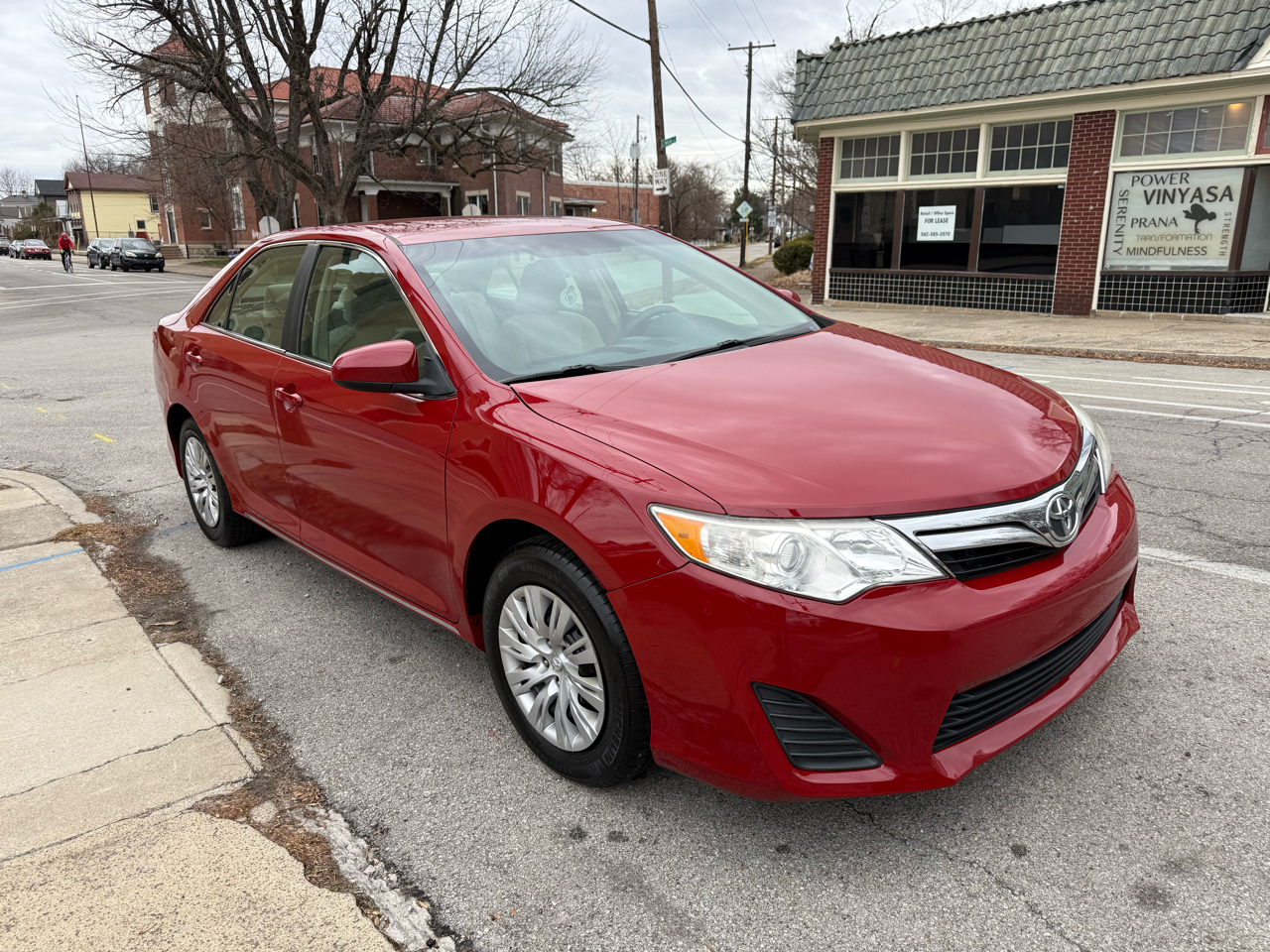 Toyota Camry L 2012