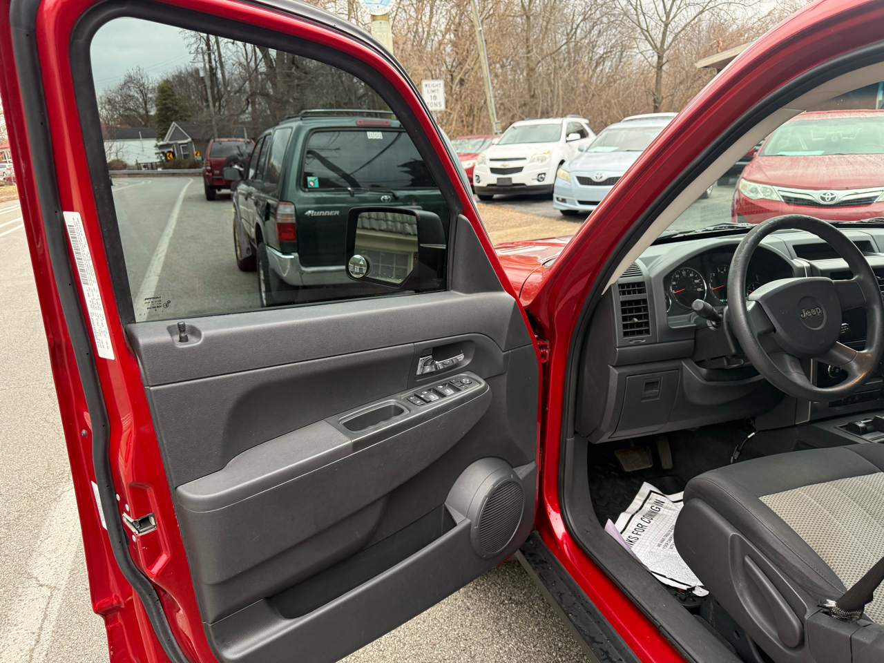 Jeep Liberty Sport 4WD 2010