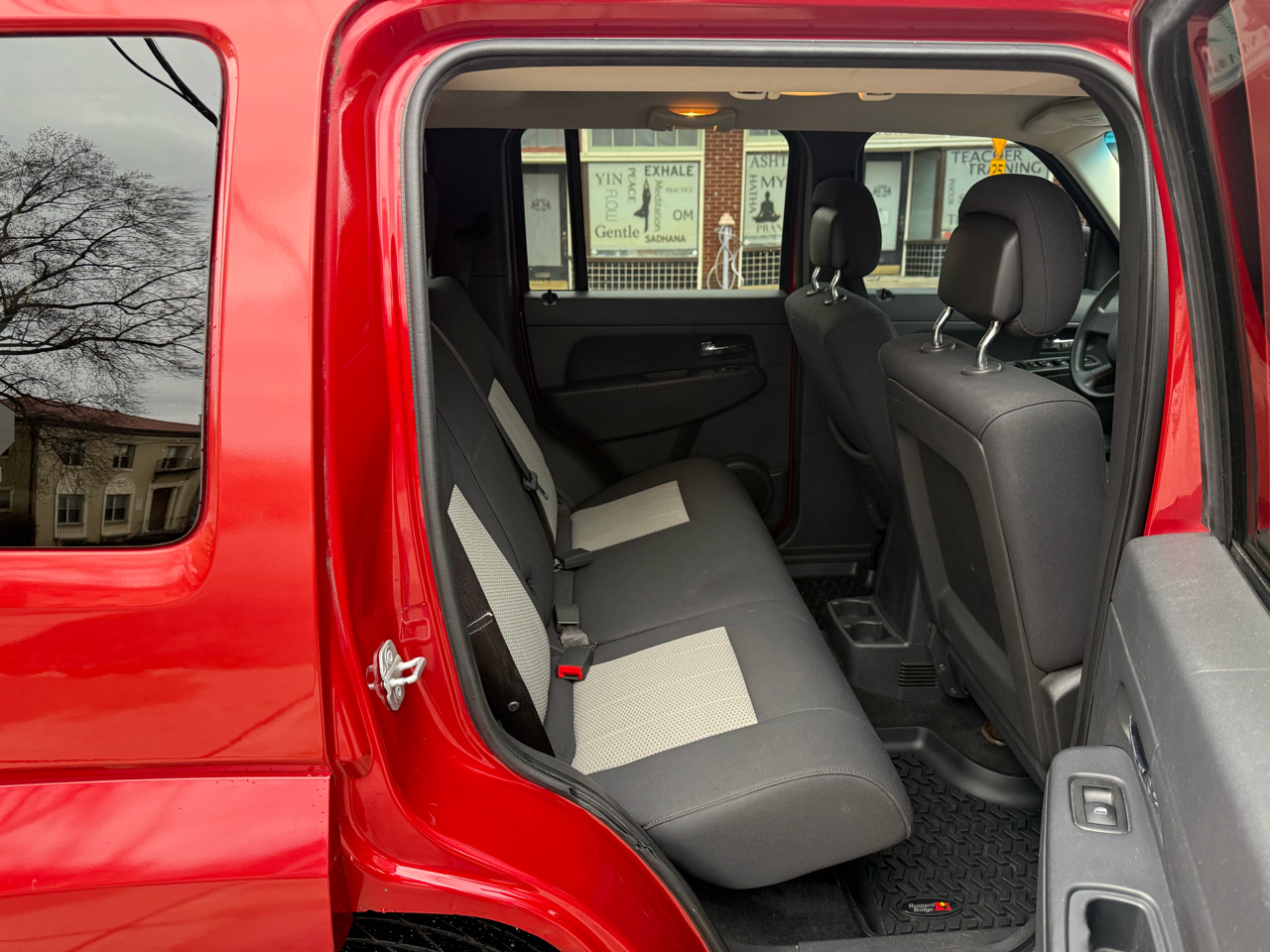 Jeep Liberty Sport 4WD 2010