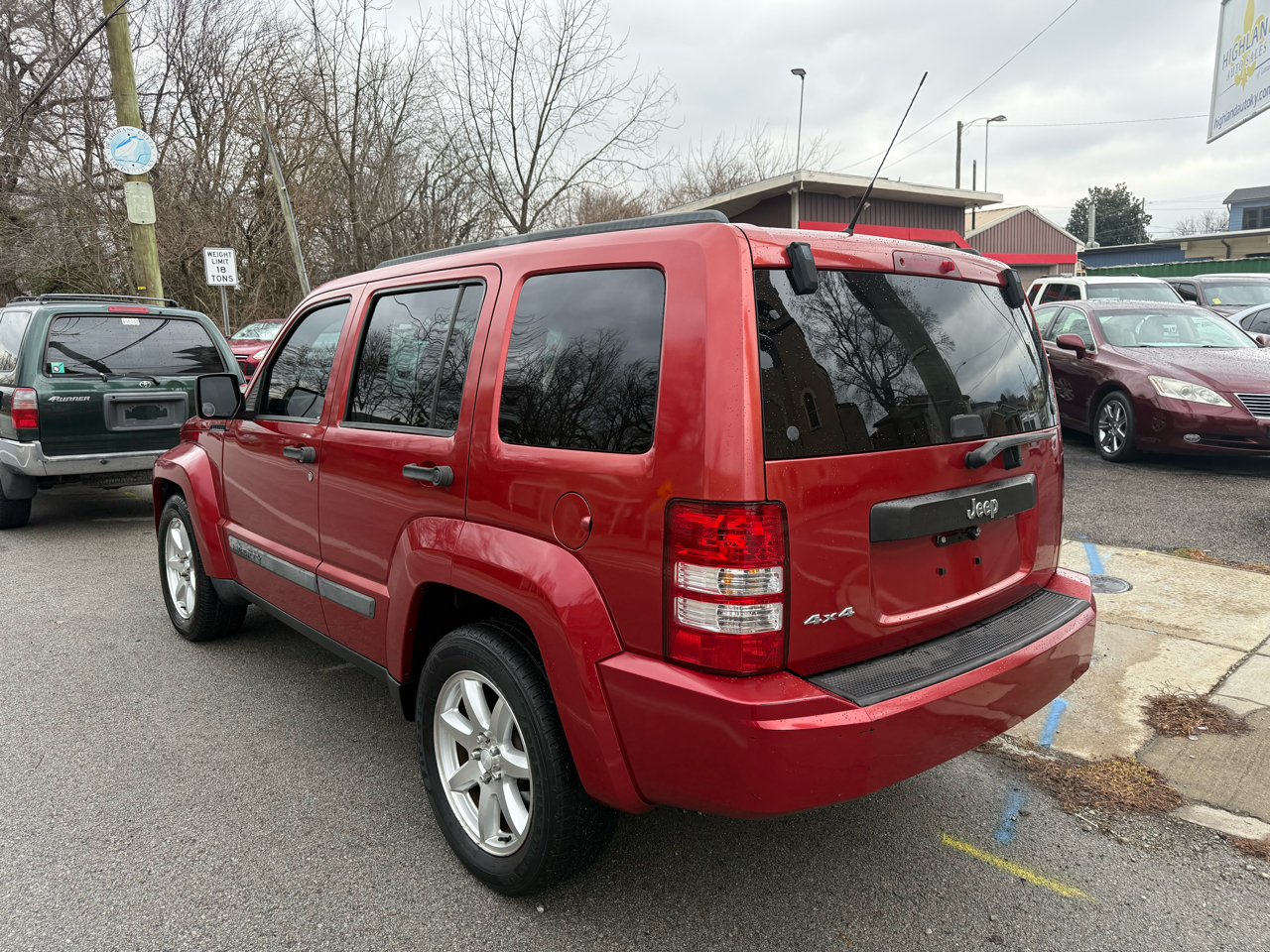 Jeep Liberty Sport 4WD 2010