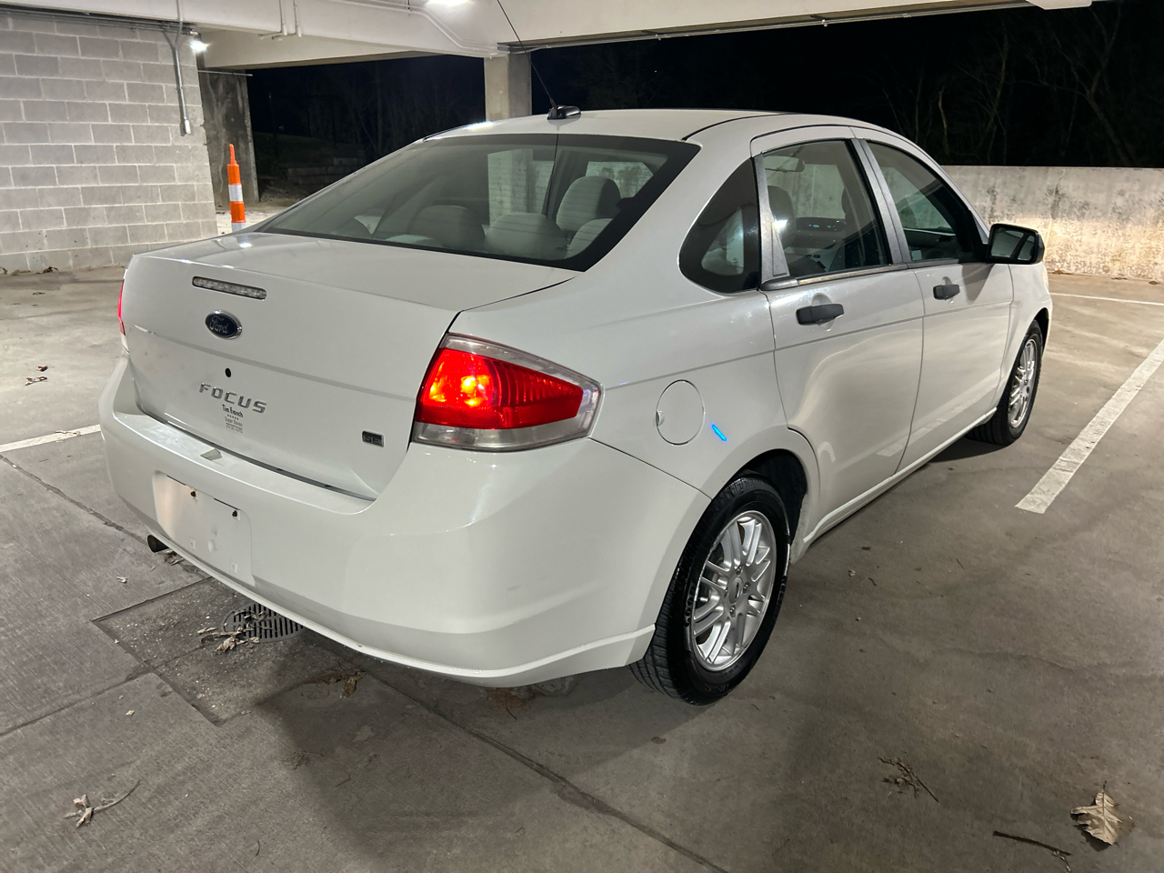 Ford Focus SE Sedan 2009