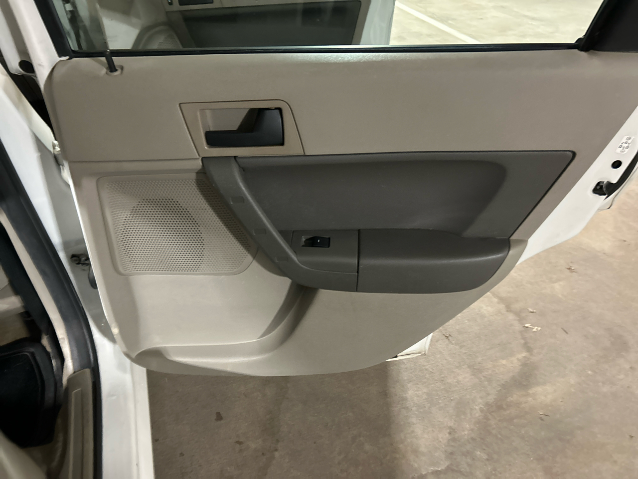 Ford Focus SE Sedan 2009