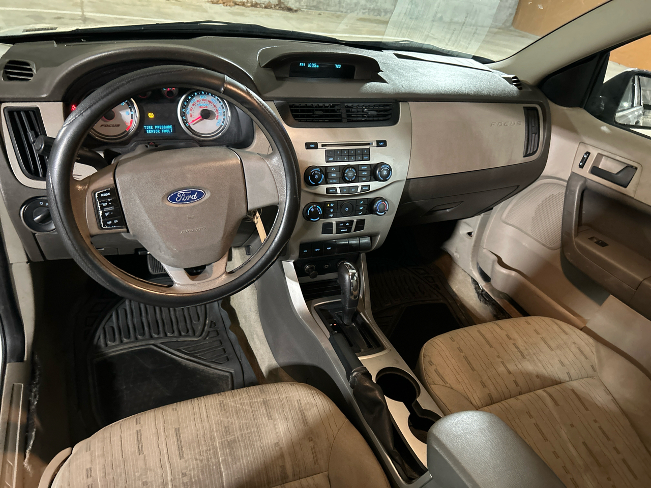 Ford Focus SE Sedan 2009