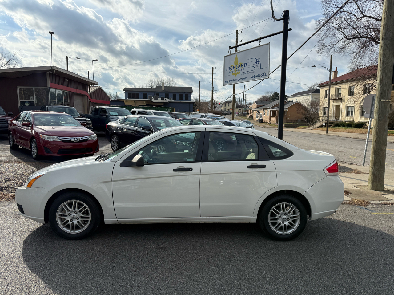 Ford Focus SE Sedan 2009