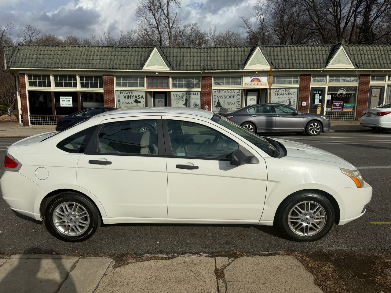 Ford Focus SE Sedan 2009