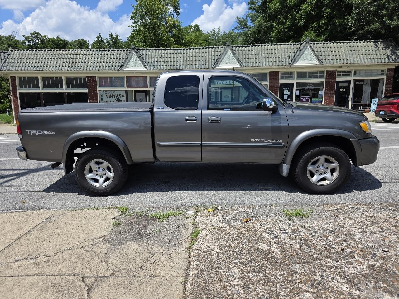 Toyota Tundra SR5 Access Cab 4WD 2003