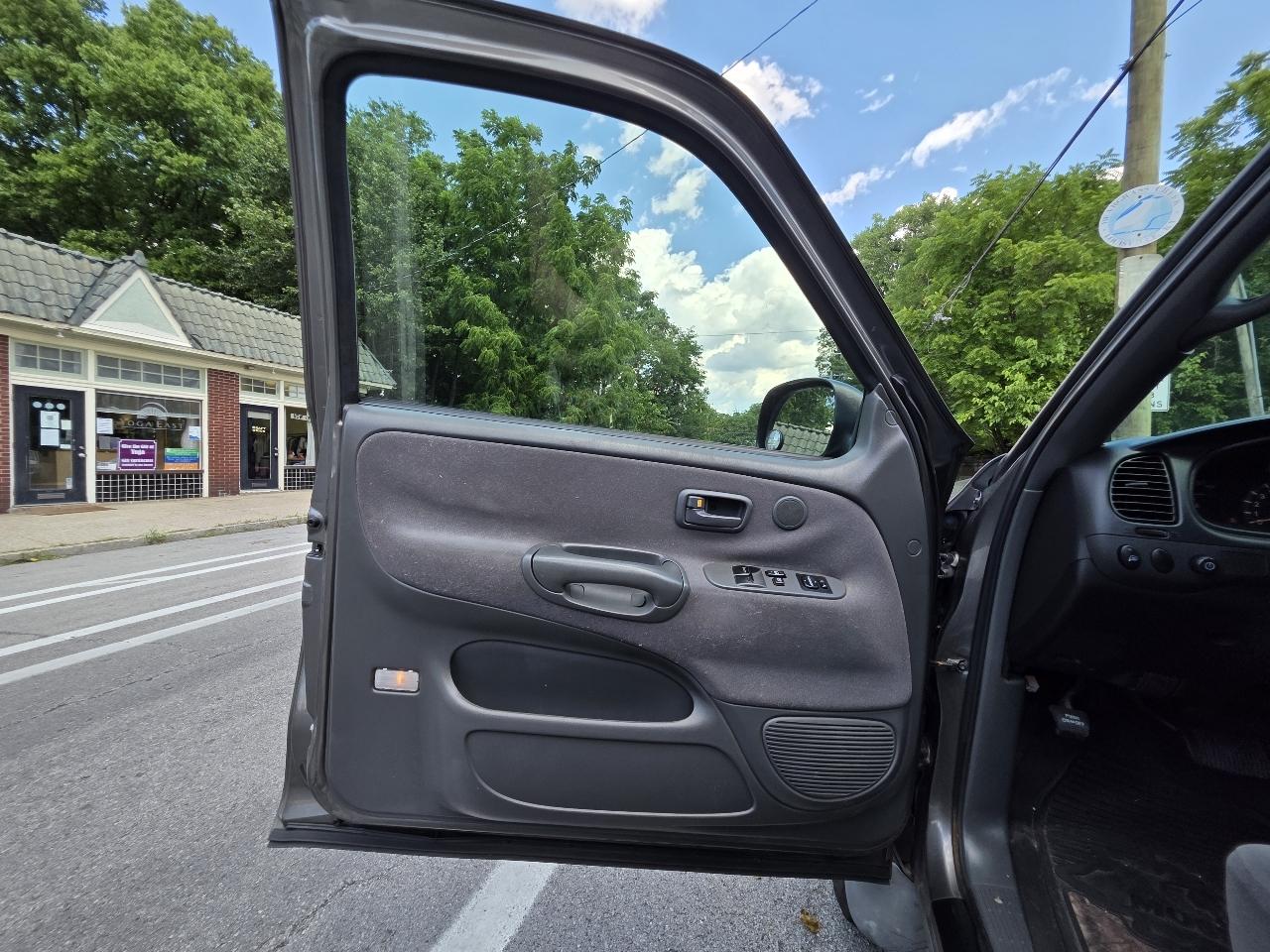Toyota Tundra SR5 Access Cab 4WD 2003